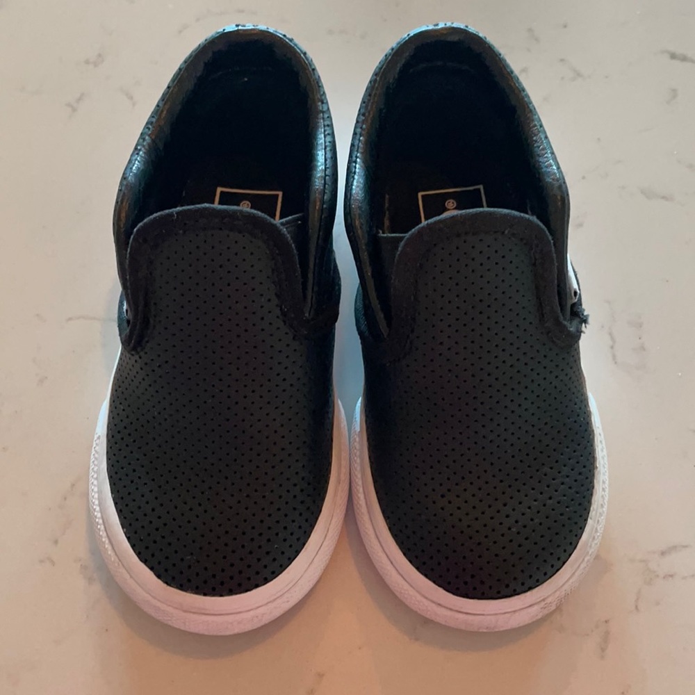 Toddler black leather vans